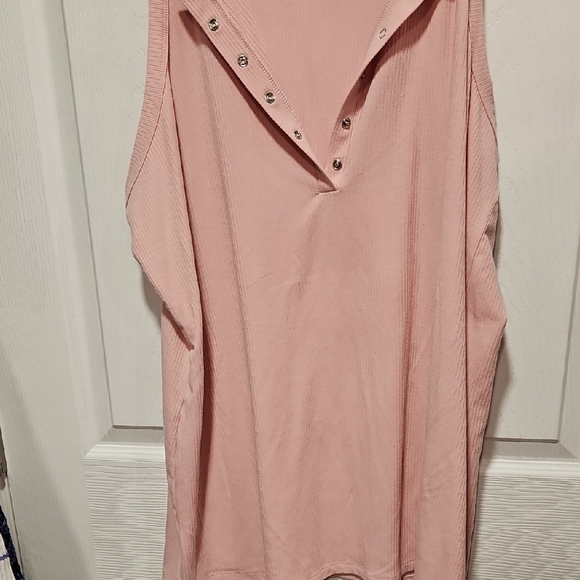 torrid Tops - Torrid Pink Sleeveless Tank Top